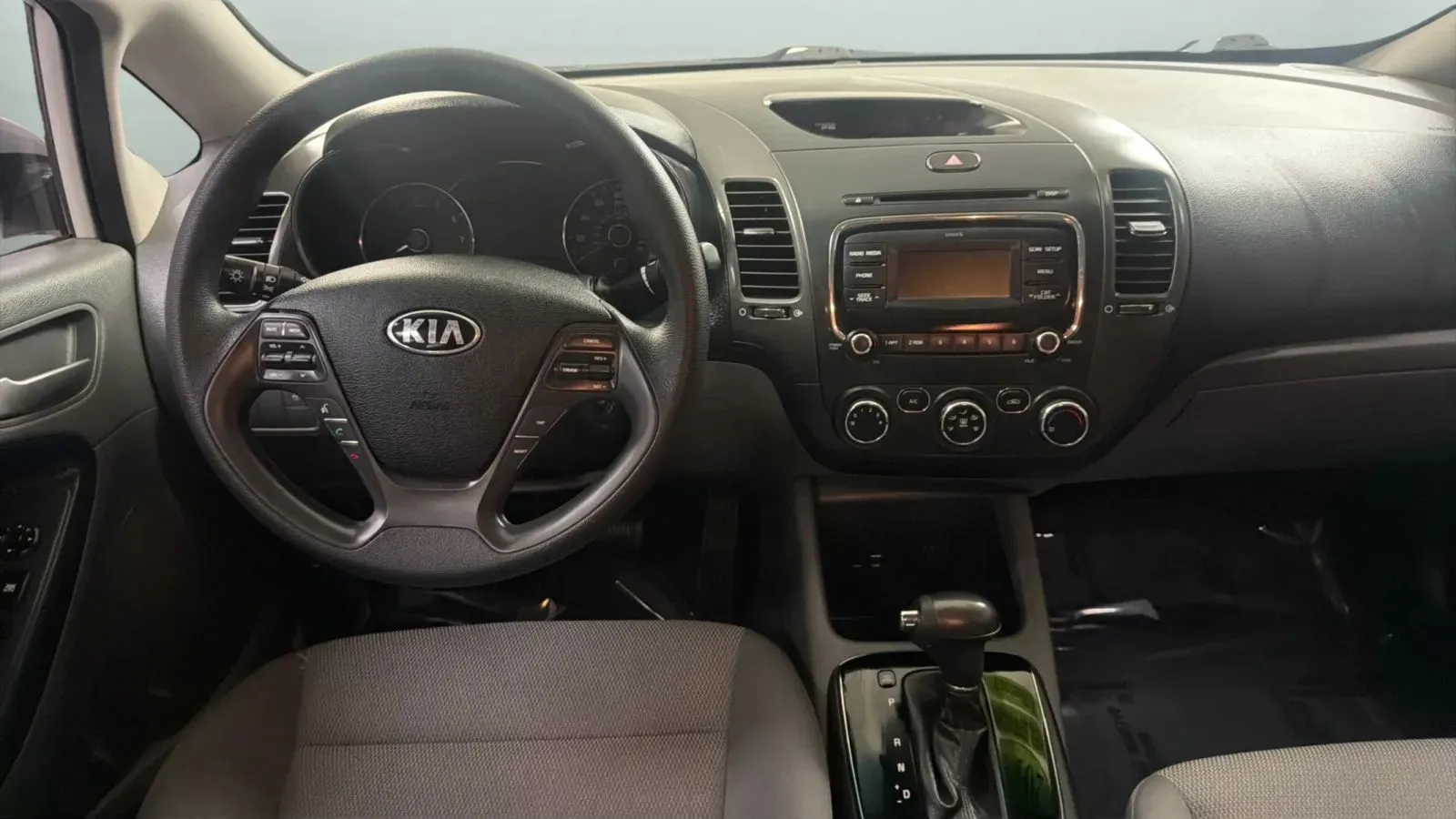 Kia Forte photo 10