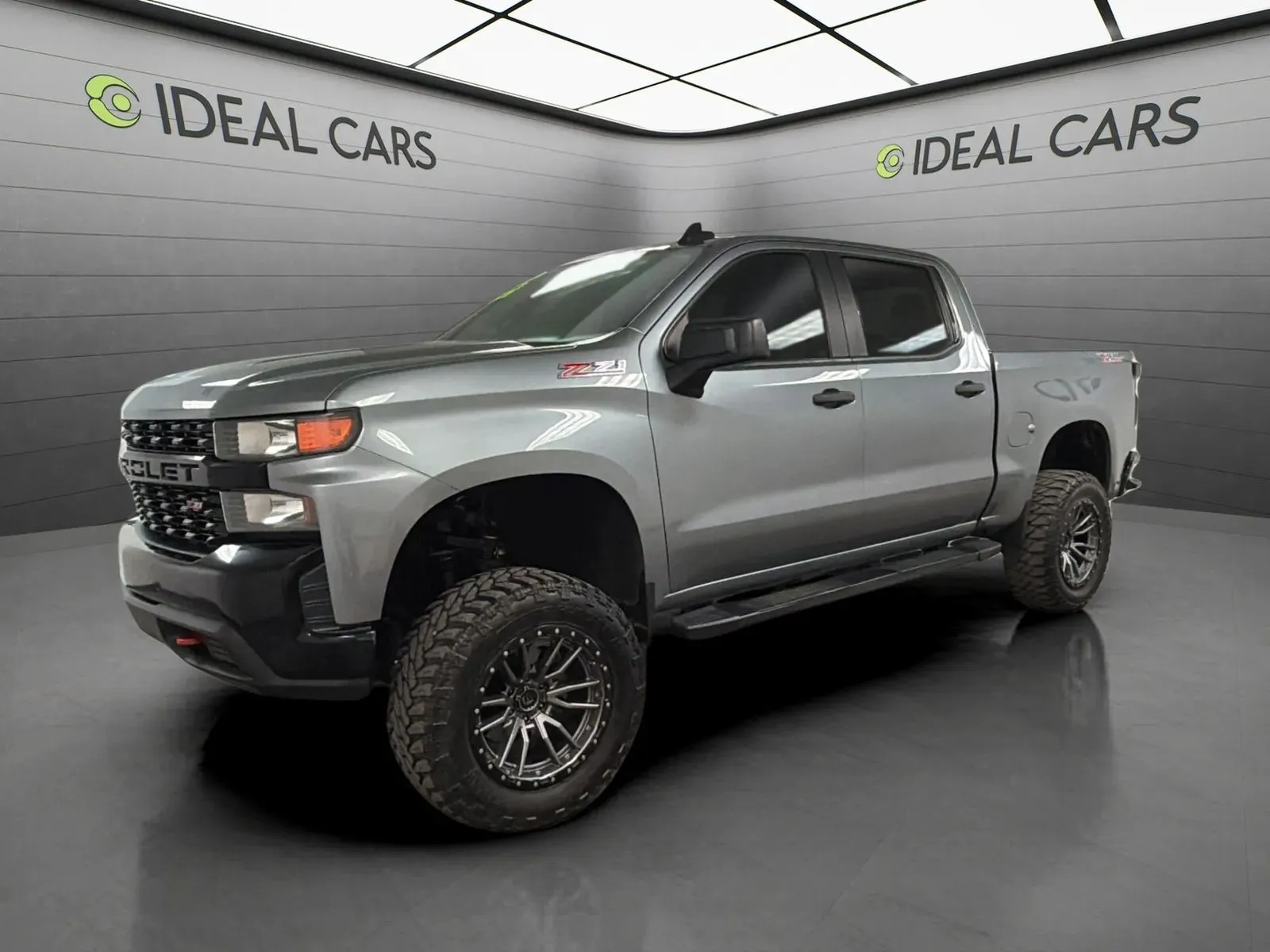 Gray 2019 Chevrolet Silverado 1500 Custom Trail Boss for sale in Mesa, AZ