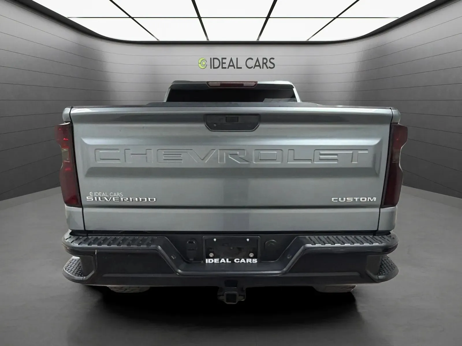 Chevrolet Silverado photo 6