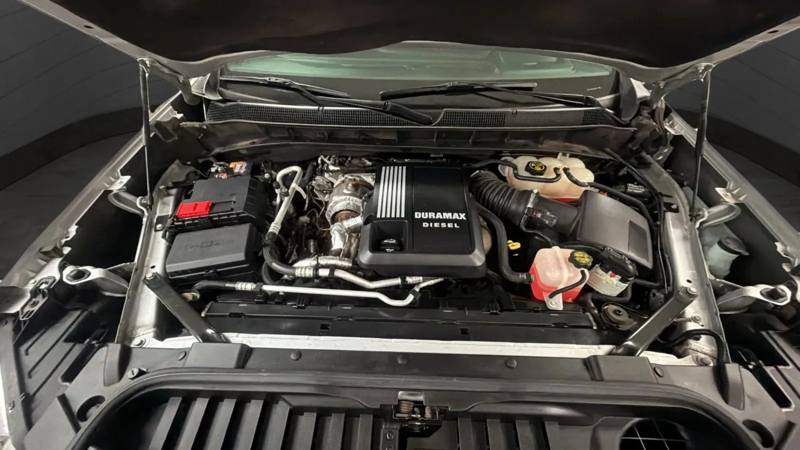 Chevrolet Silverado photo 22