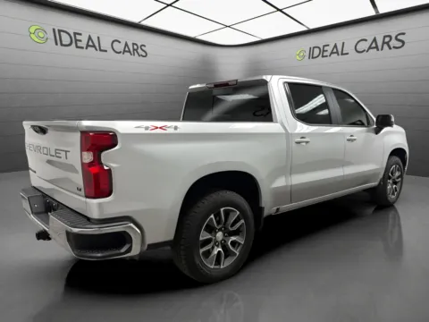 More photos of 2022 Chevrolet Silverado 1500 LT at Ideal Cars - at Crismon Rd., AZ