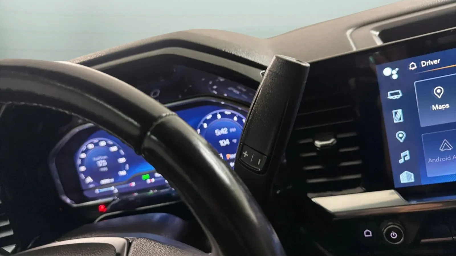 Chevrolet Silverado photo 12