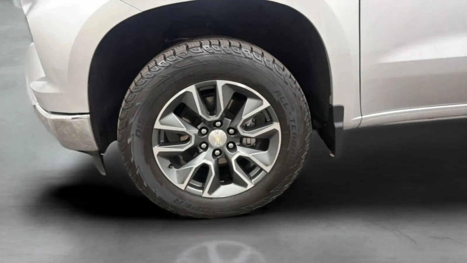 Chevrolet Silverado photo 28