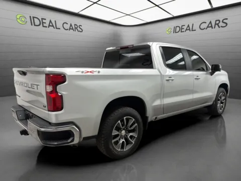 More photos of 2022 Chevrolet Silverado 1500 LT at Ideal Cars - at Crismon Rd., AZ