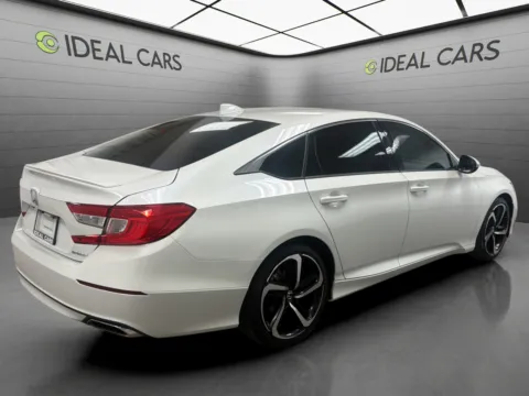 More photos of 2018 Honda Accord Sport at Ideal Cars - at Crismon Rd., AZ