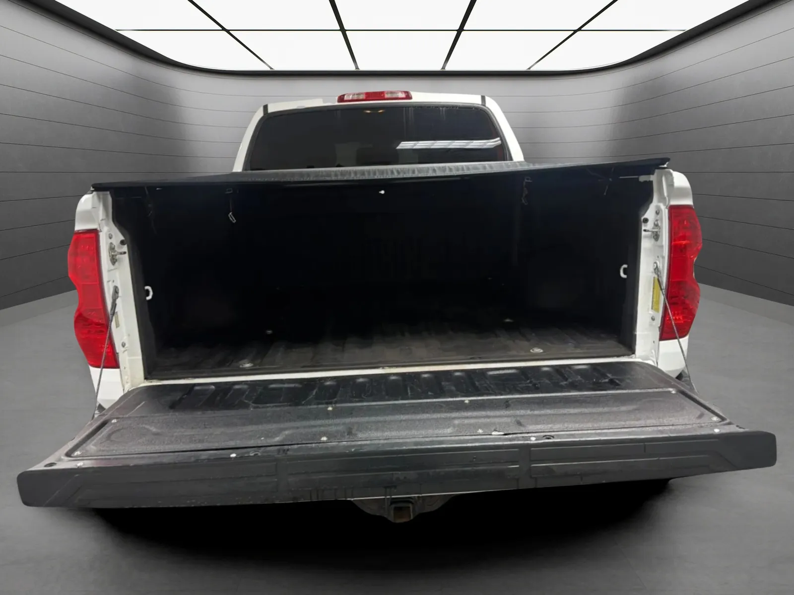 Toyota Tundra photo 19