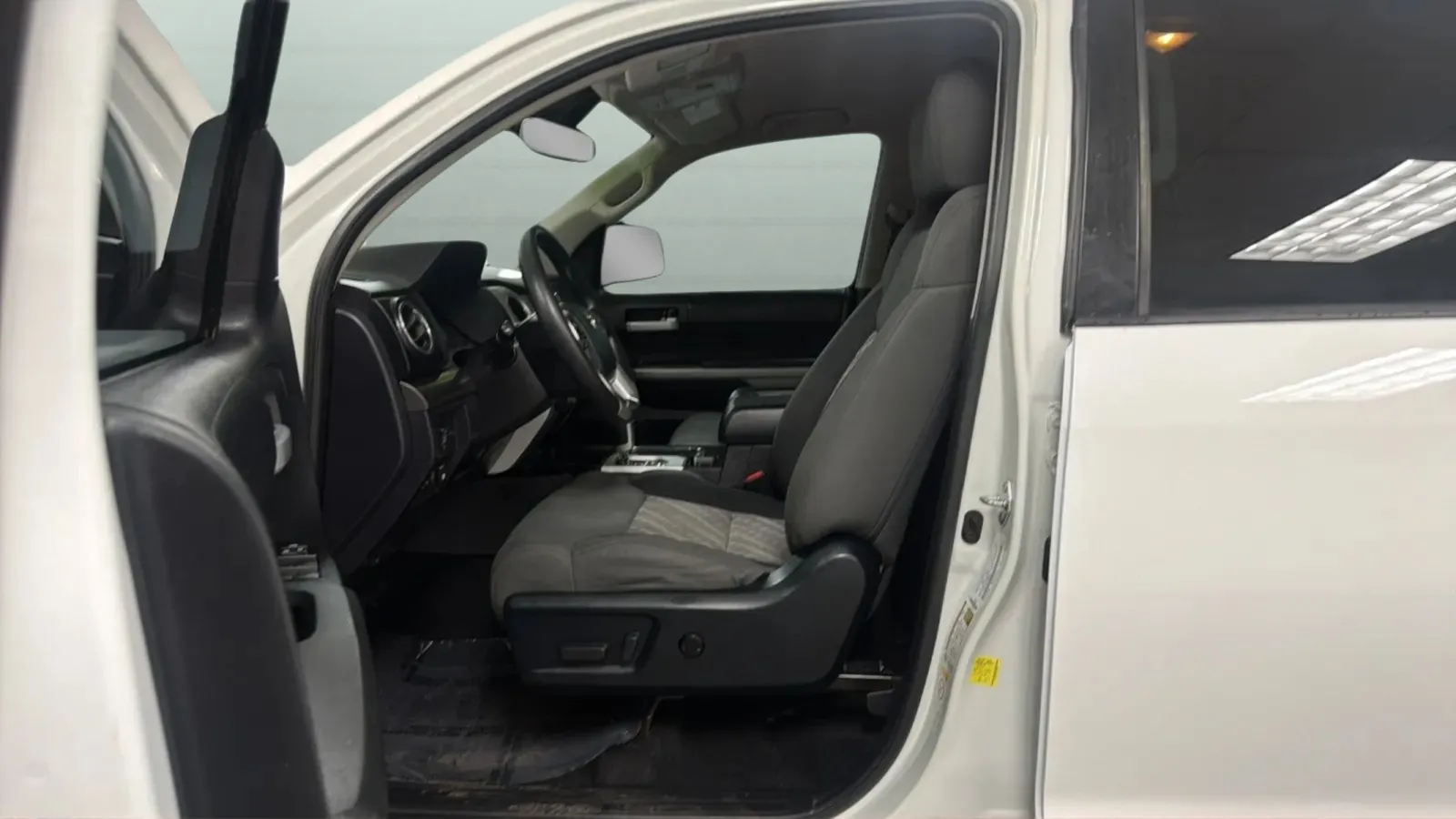 Toyota Tundra photo 20