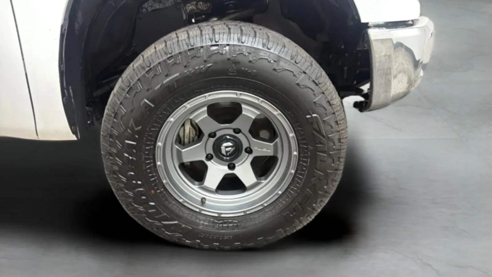 Toyota Tundra photo 25