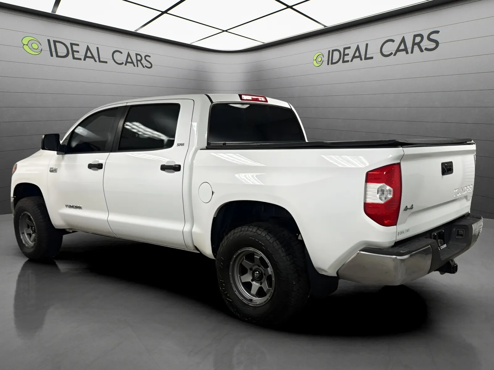 Toyota Tundra photo 7