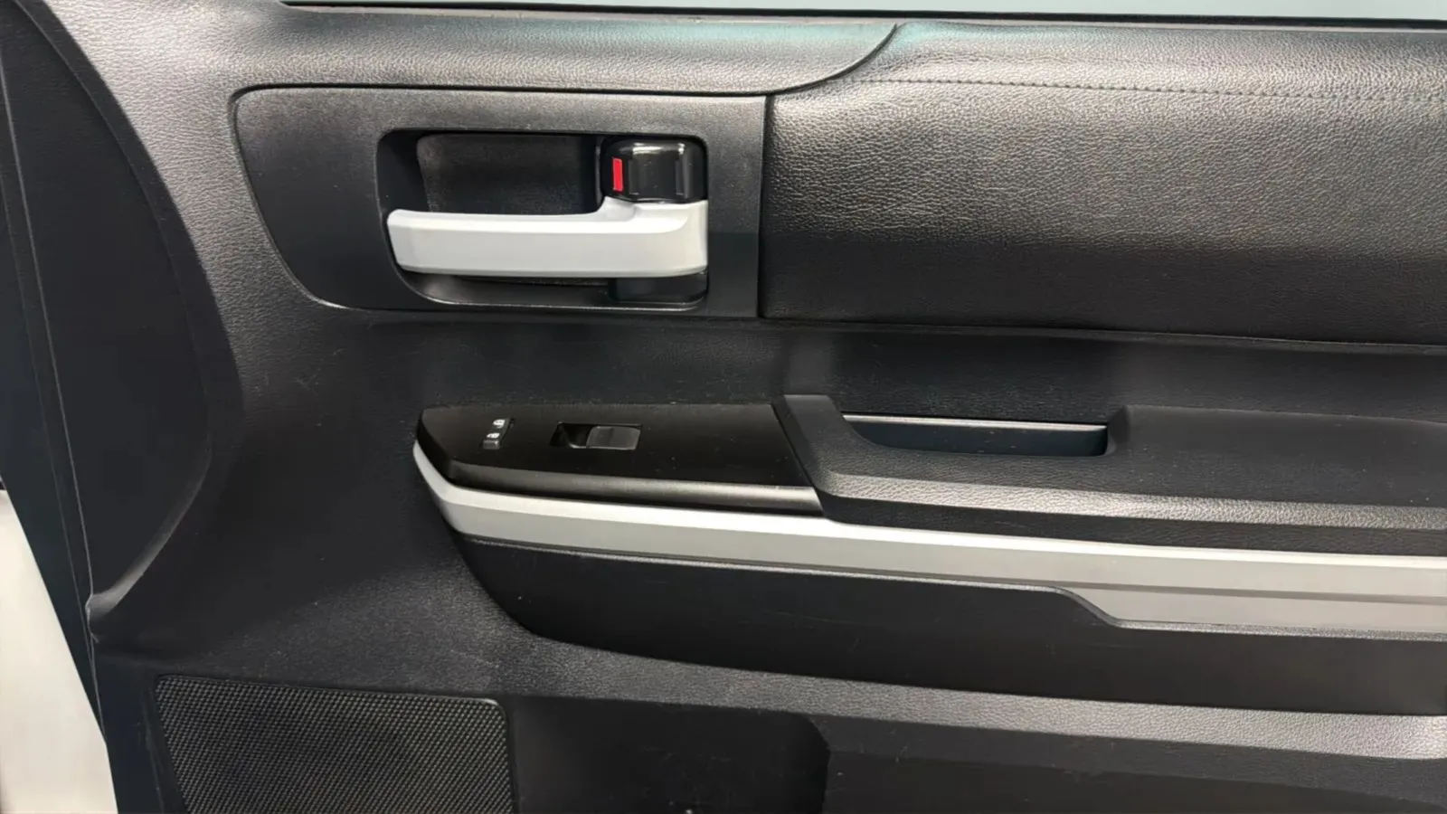 Toyota Tundra photo 17