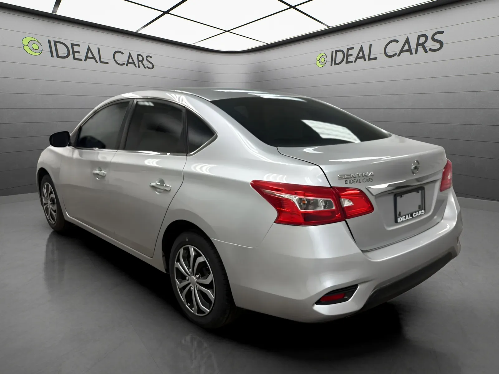 Nissan Sentra photo 7