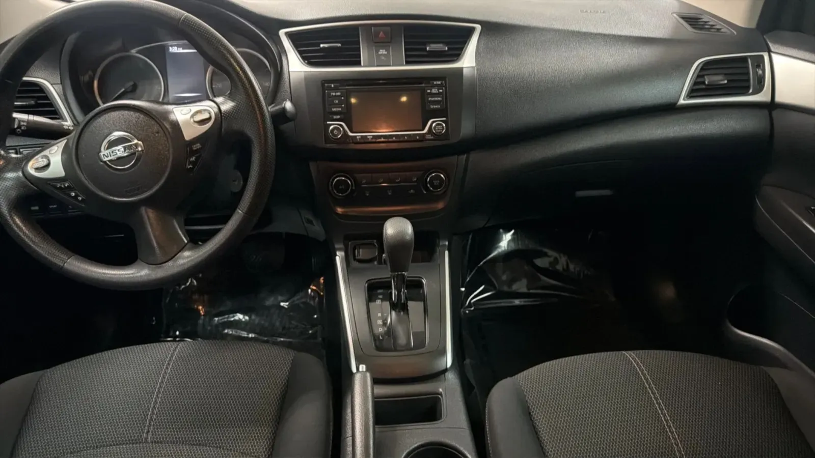 Nissan Sentra photo 16