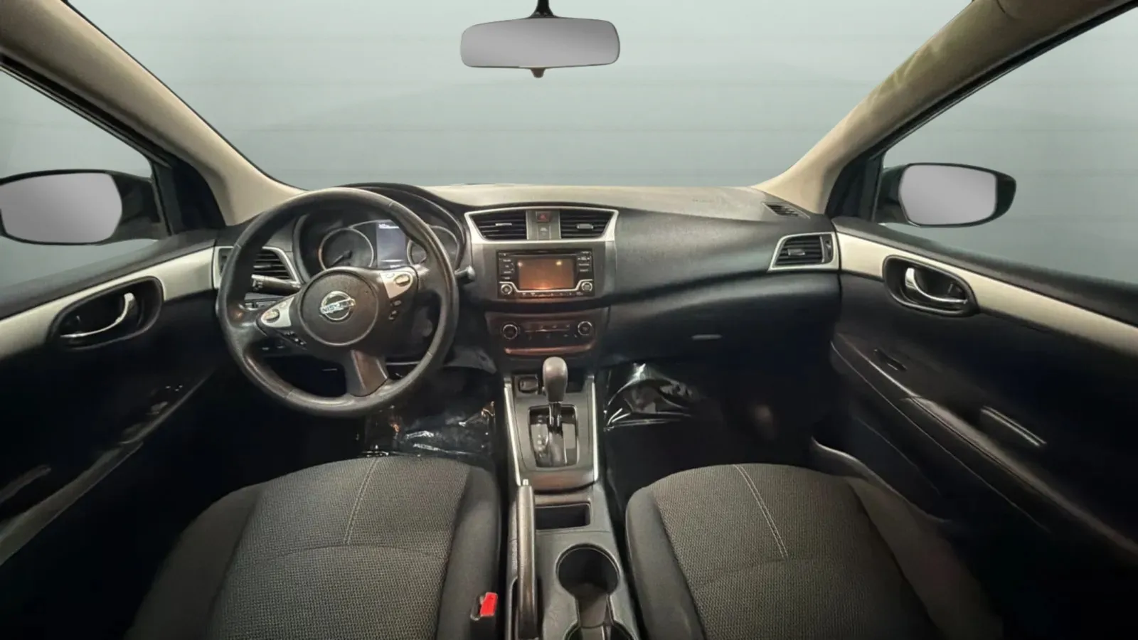 Nissan Sentra photo 10