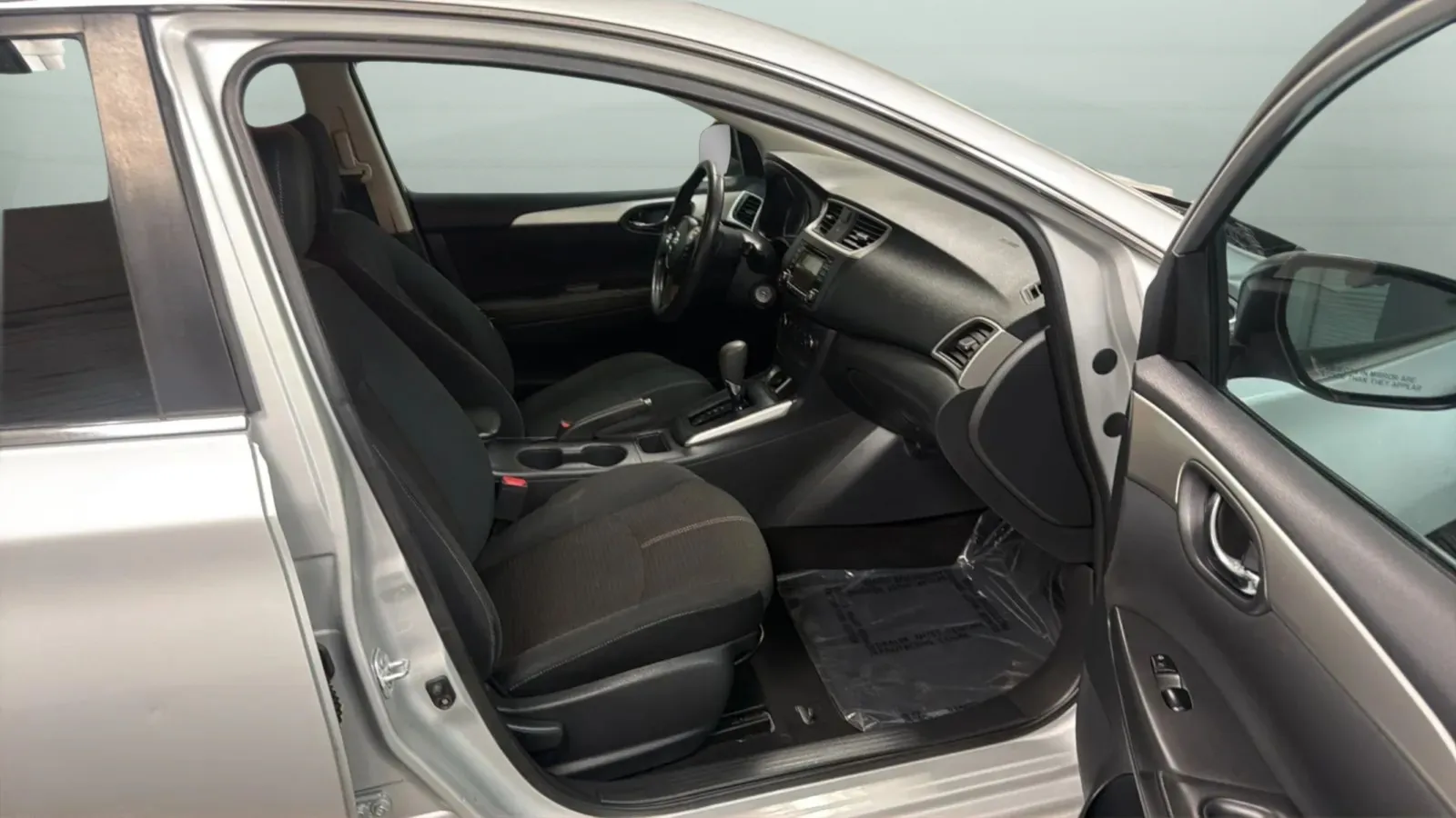 Nissan Sentra photo 21