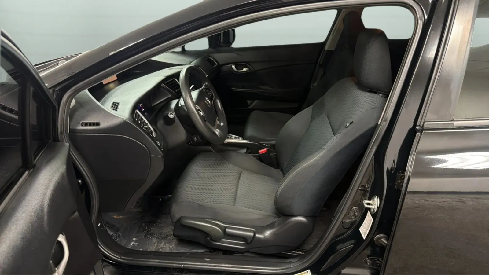Honda Civic photo 18