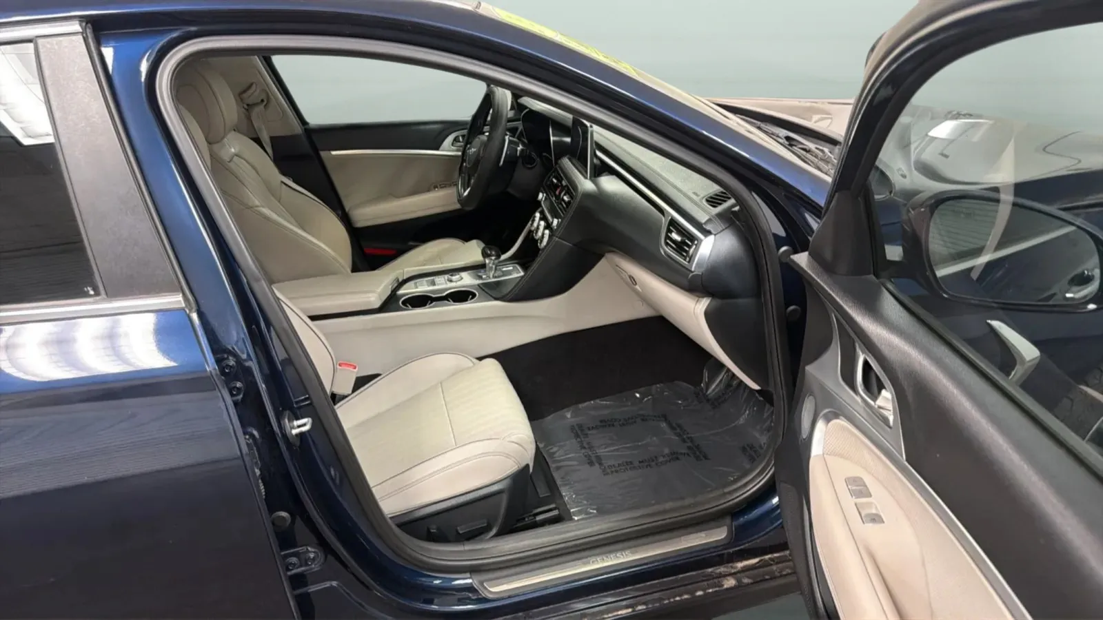 Genesis G70 photo 22