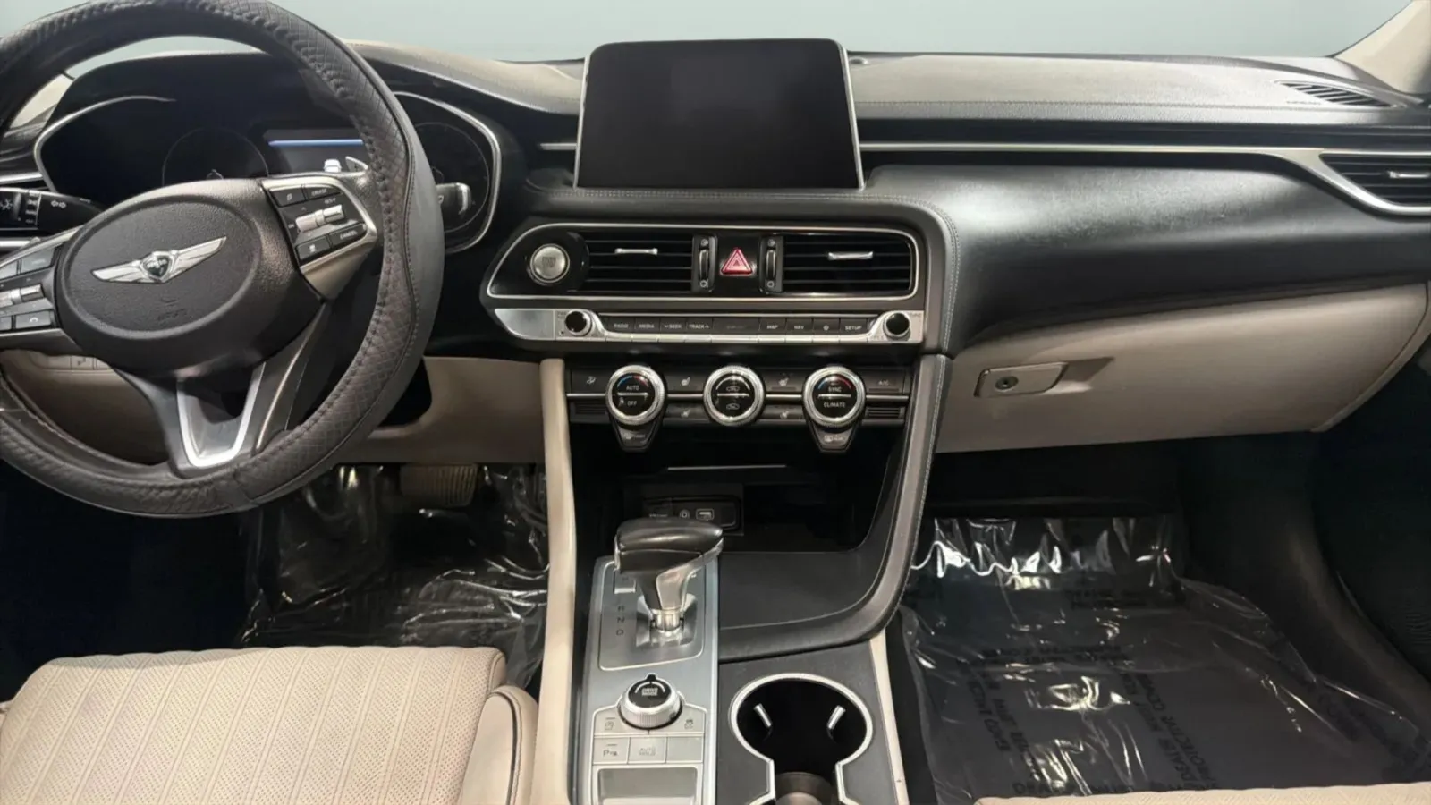 Genesis G70 photo 16