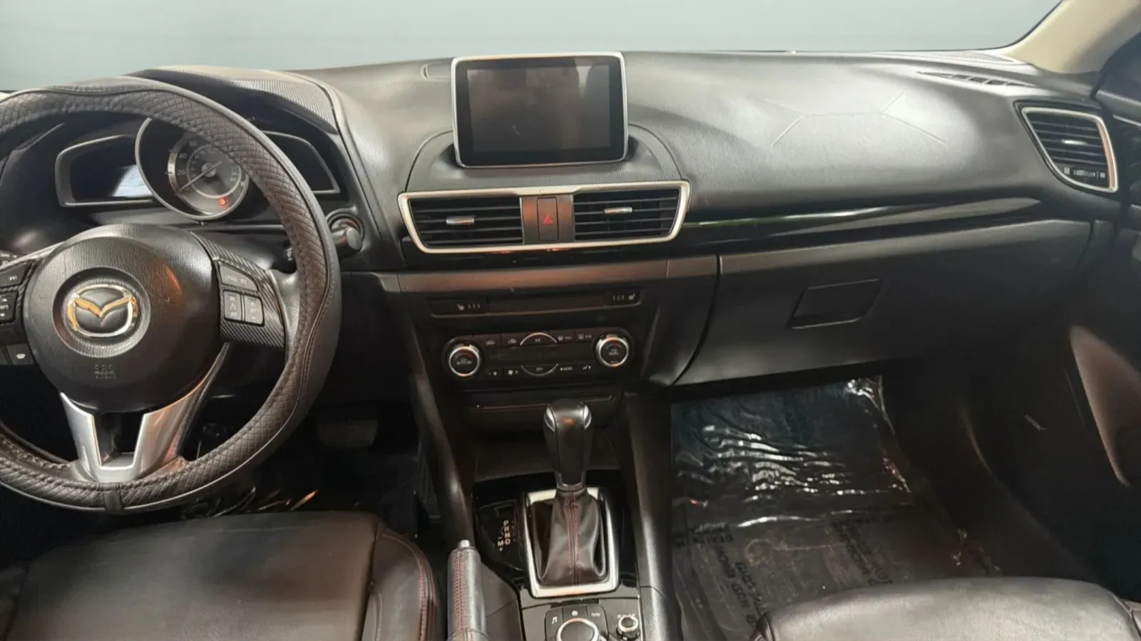 Mazda Mazda3 photo 17