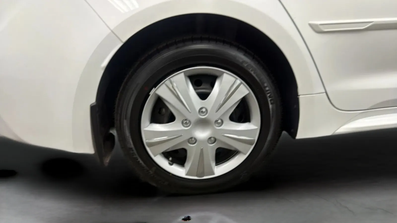 Toyota Corolla photo 25