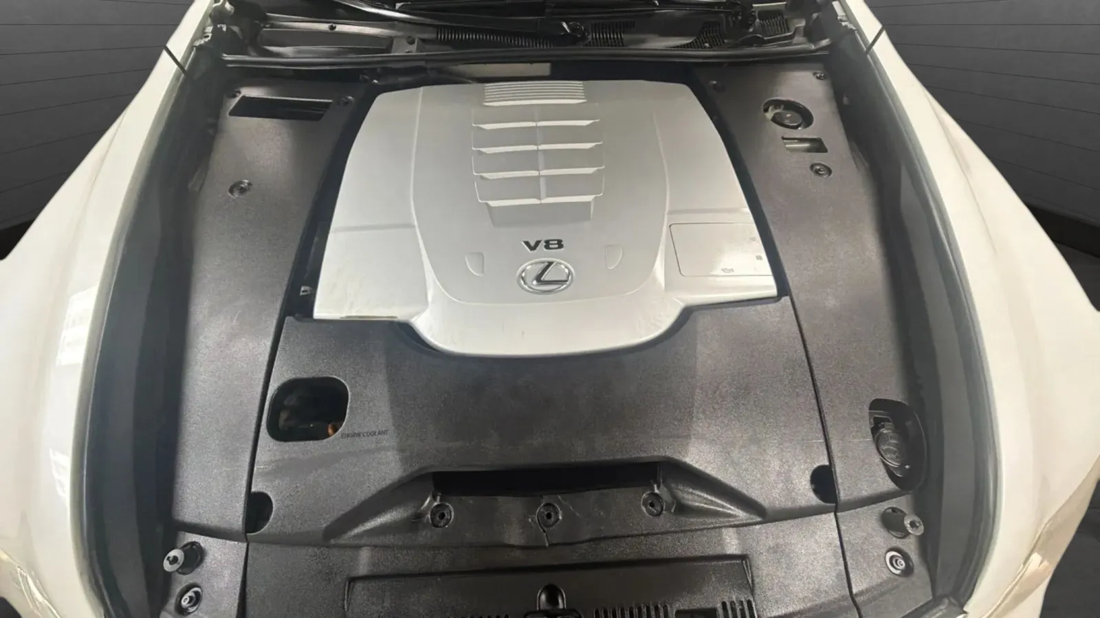 Lexus LS photo 25