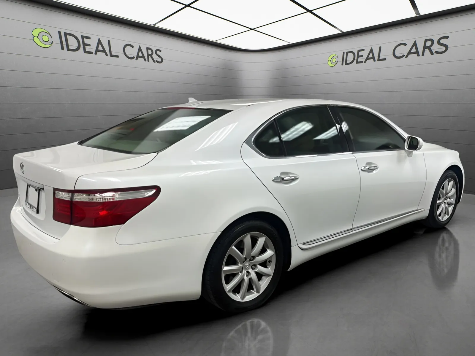 Lexus LS photo 5