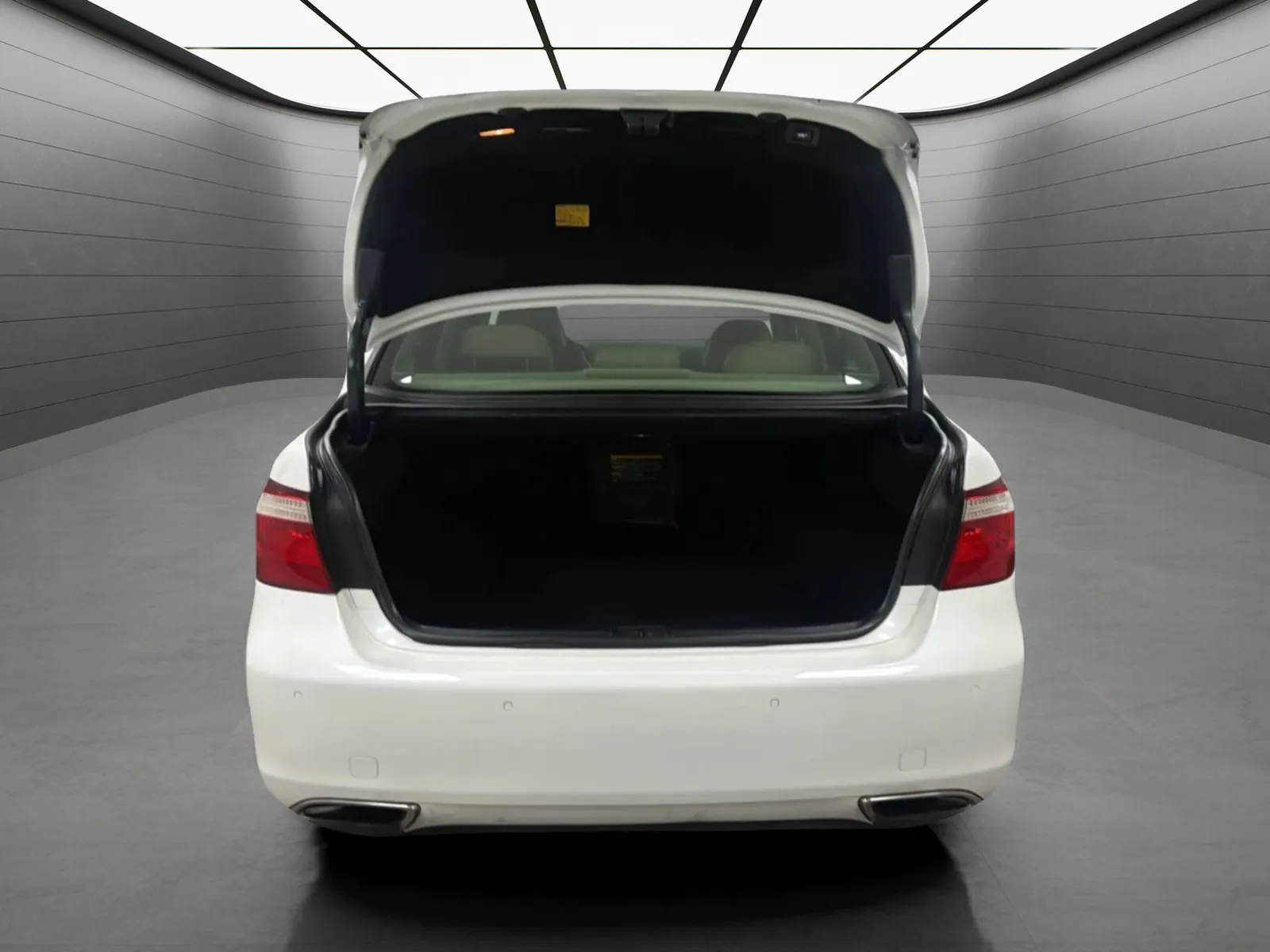 Lexus LS photo 9