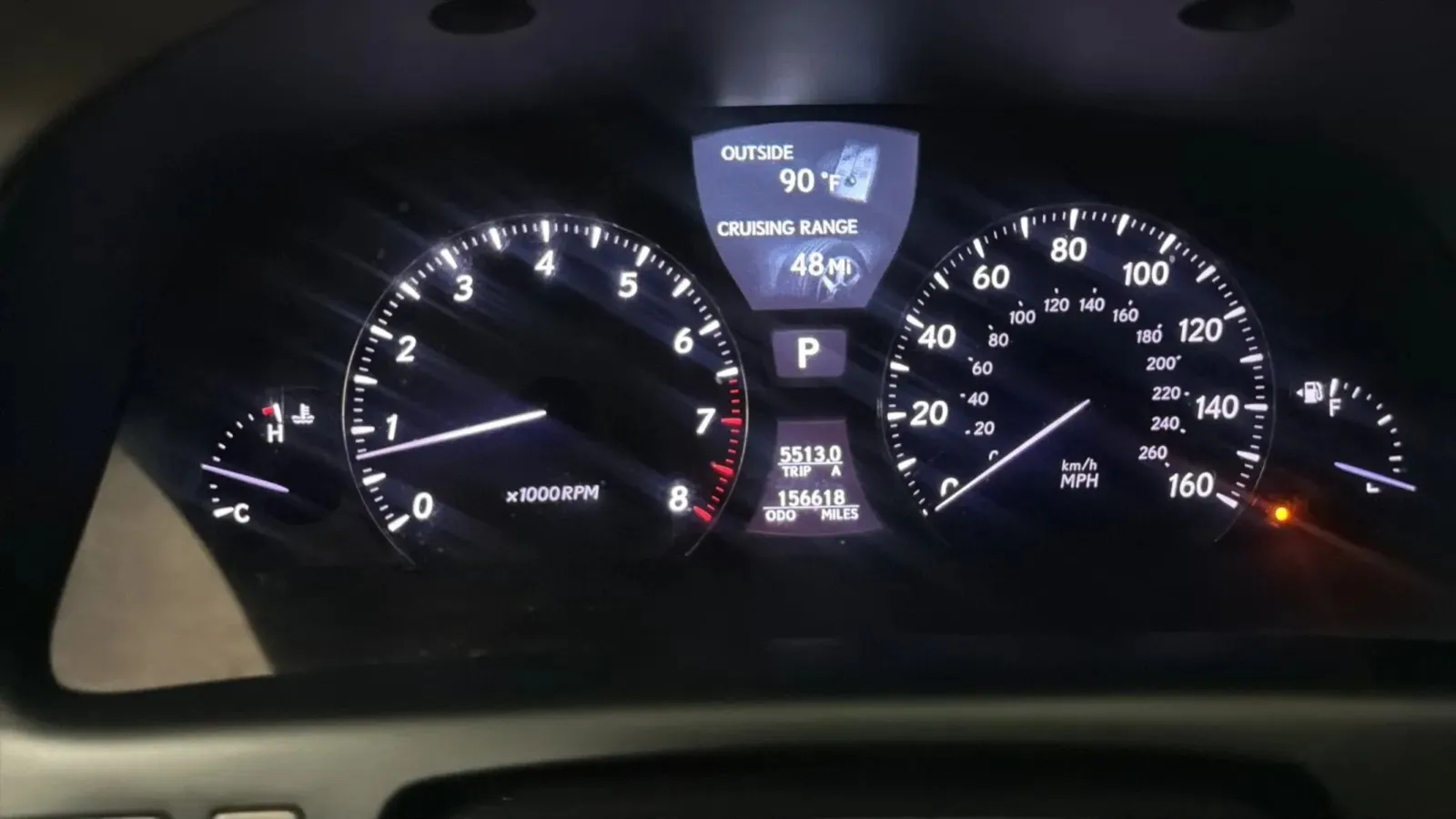Lexus LS photo 12