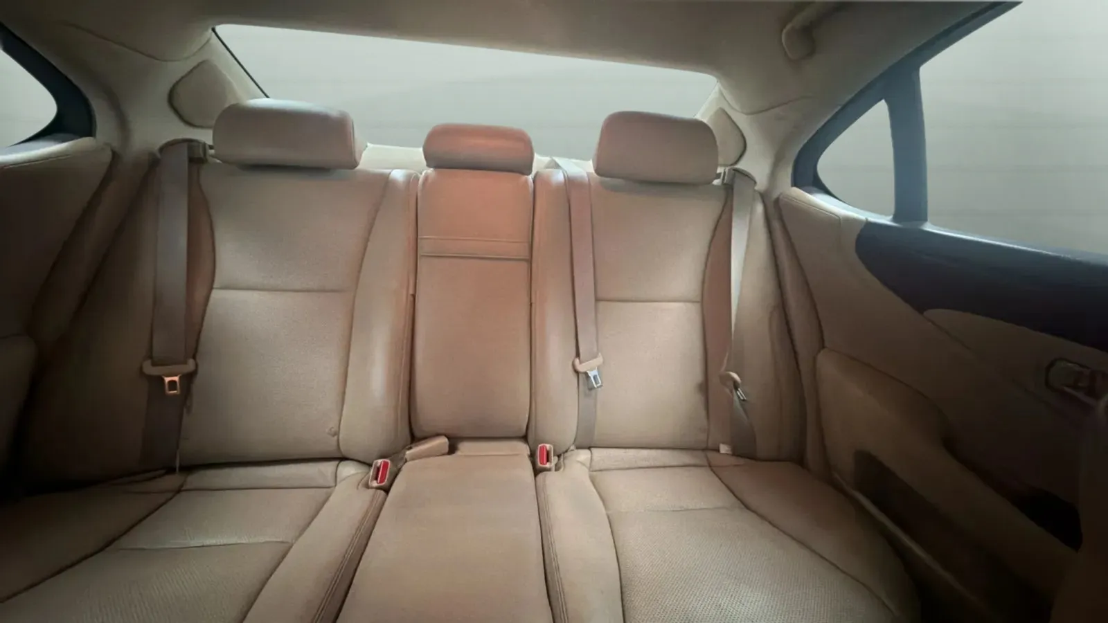 Lexus LS photo 20