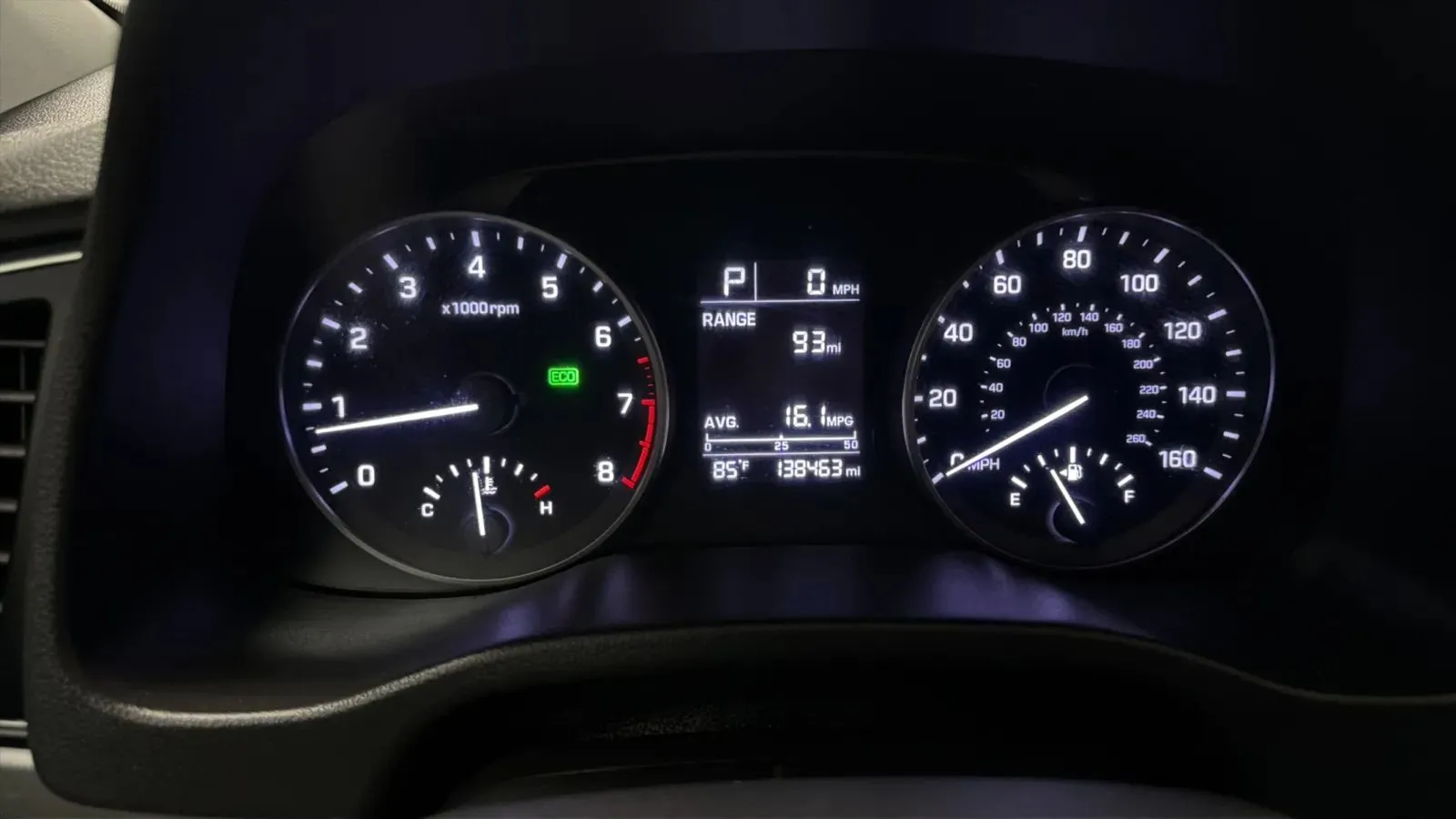 Hyundai Elantra photo 12