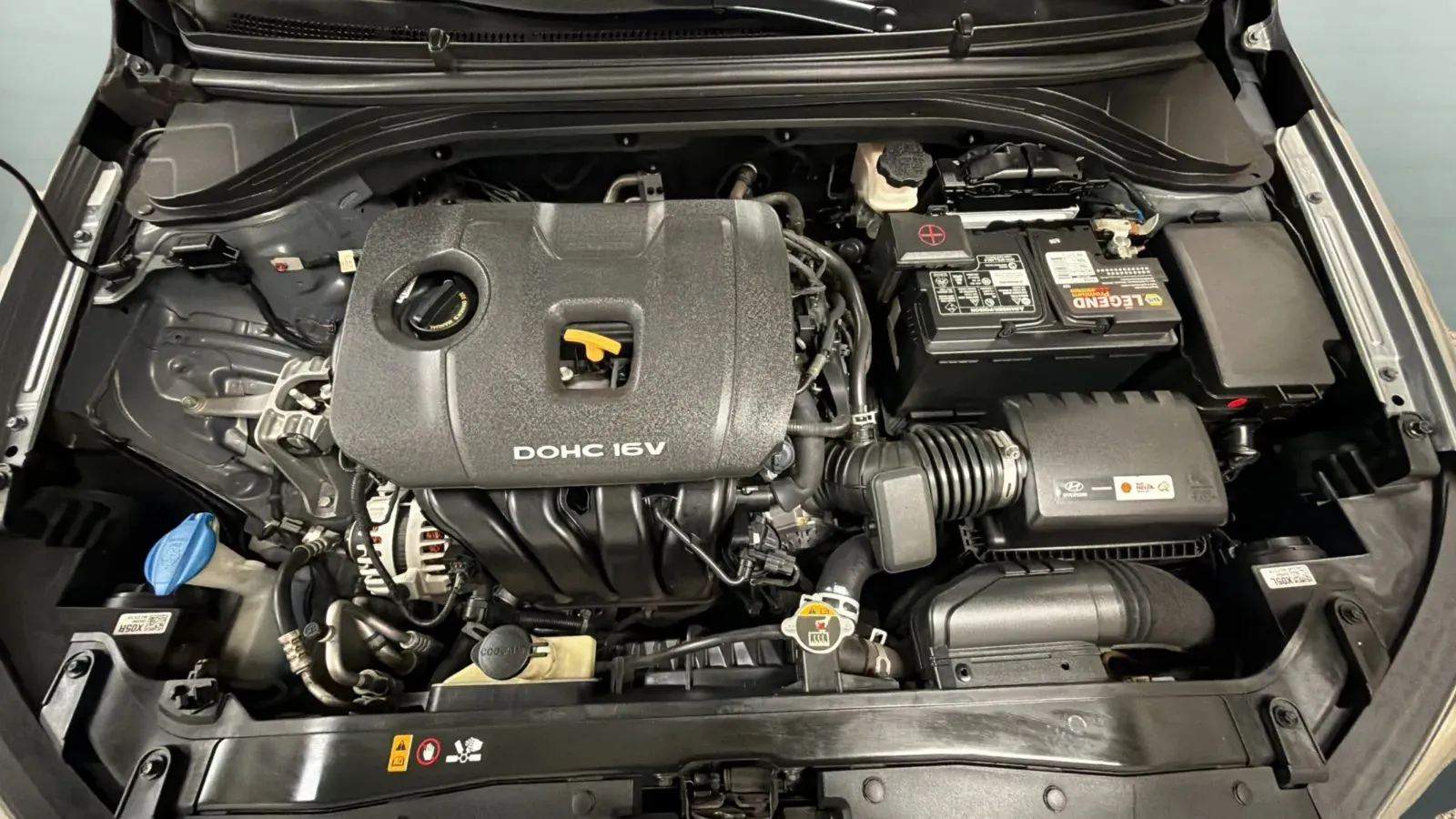 Hyundai Elantra photo 21