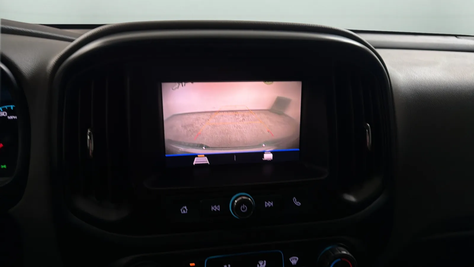 Chevrolet Colorado photo 14