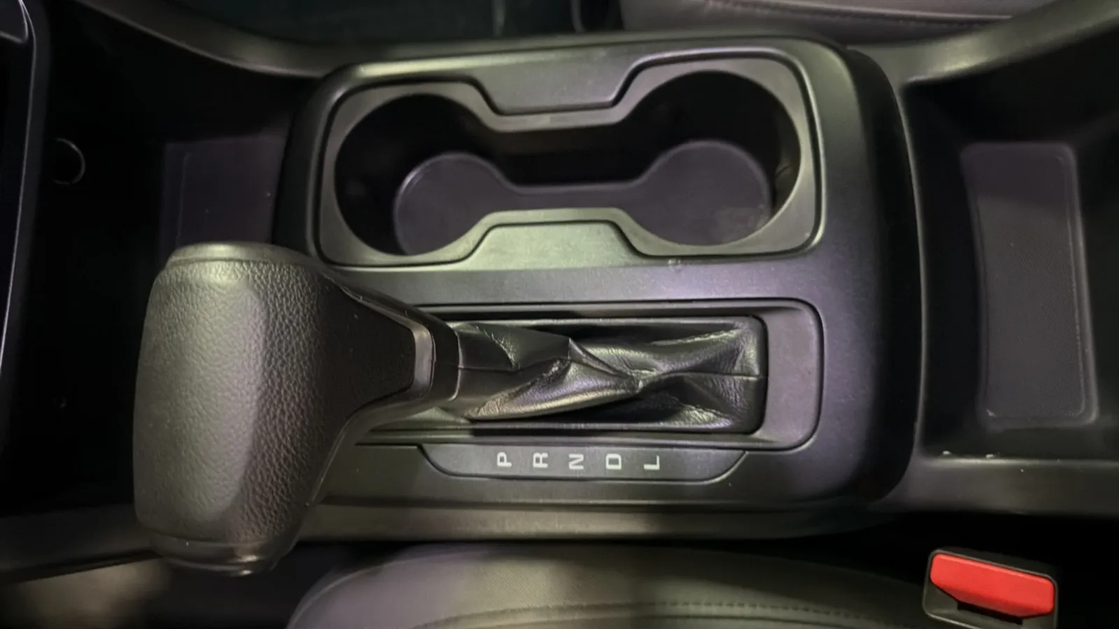 Chevrolet Colorado photo 12