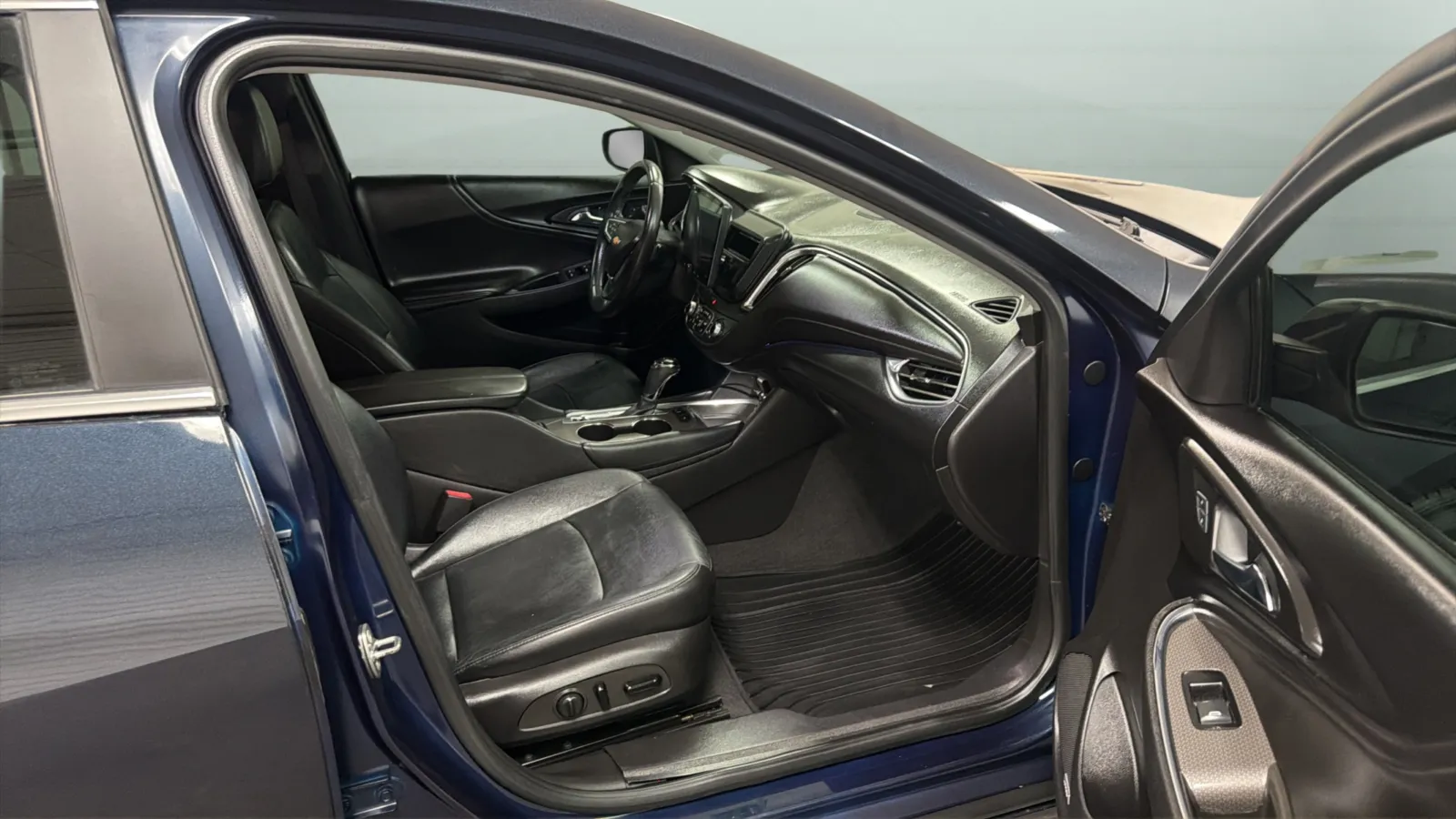Chevrolet Malibu photo 21