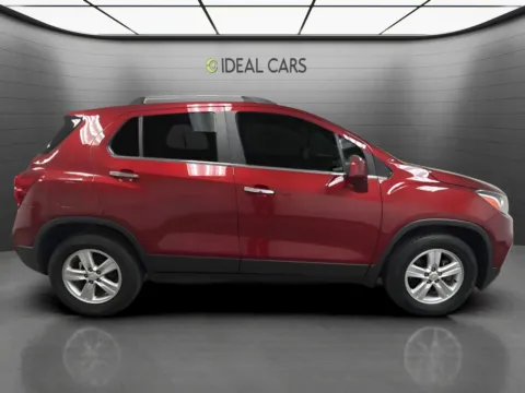 More photos of 2020 Chevrolet Trax LT at Ideal Cars - at Crismon Rd., AZ