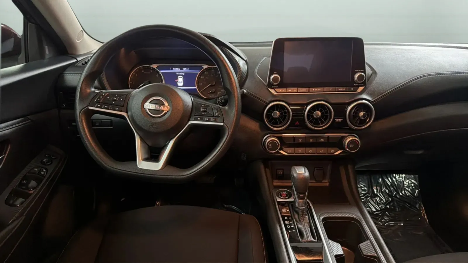 Nissan Sentra photo 11