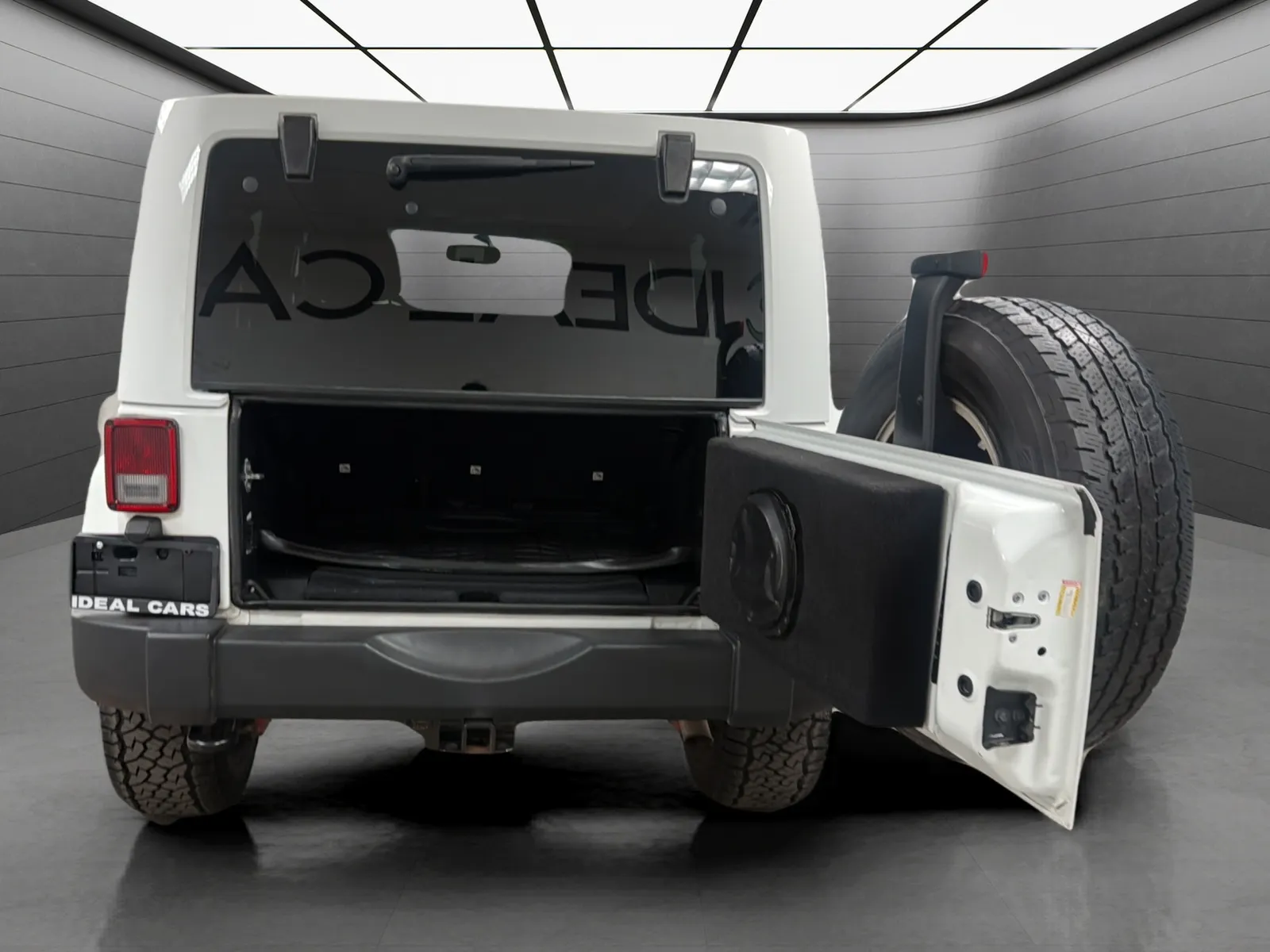 Jeep Wrangler photo 18