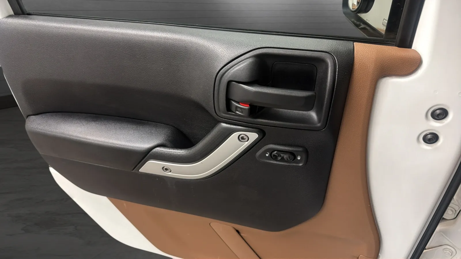 Jeep Wrangler photo 15