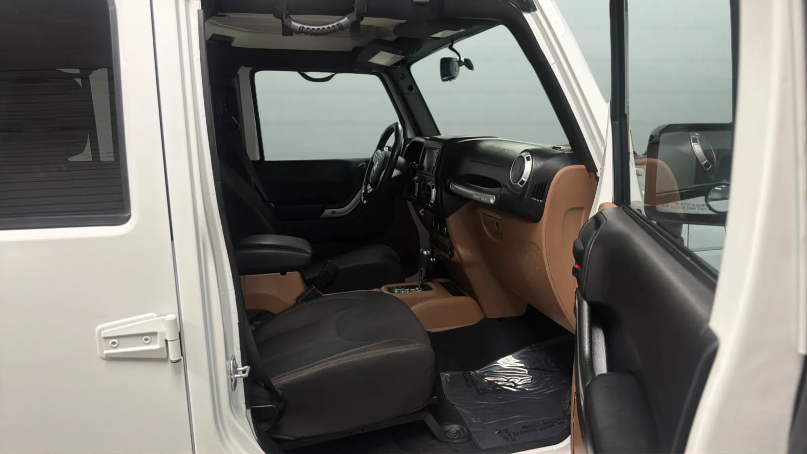 Jeep Wrangler photo 20