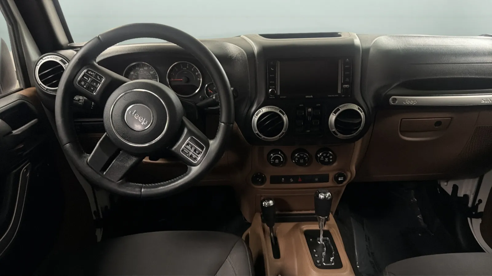 Jeep Wrangler photo 10