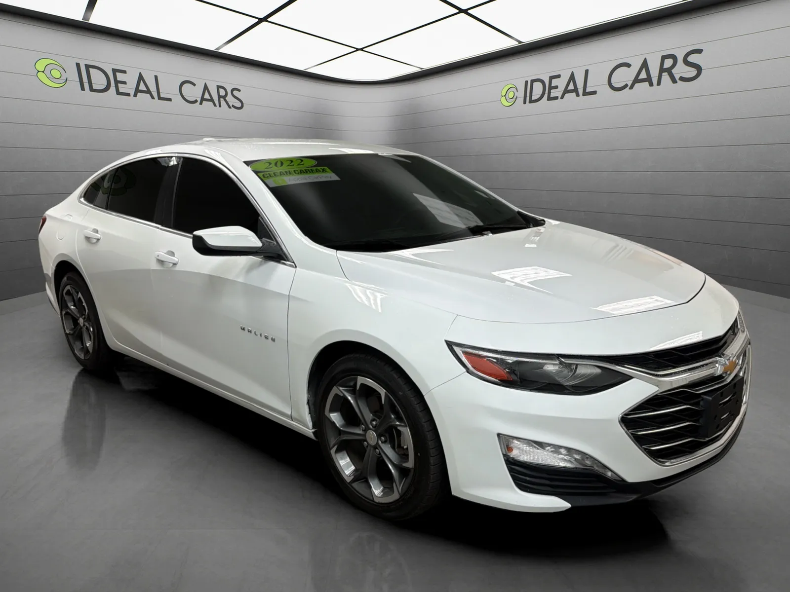 Chevrolet Malibu photo 3
