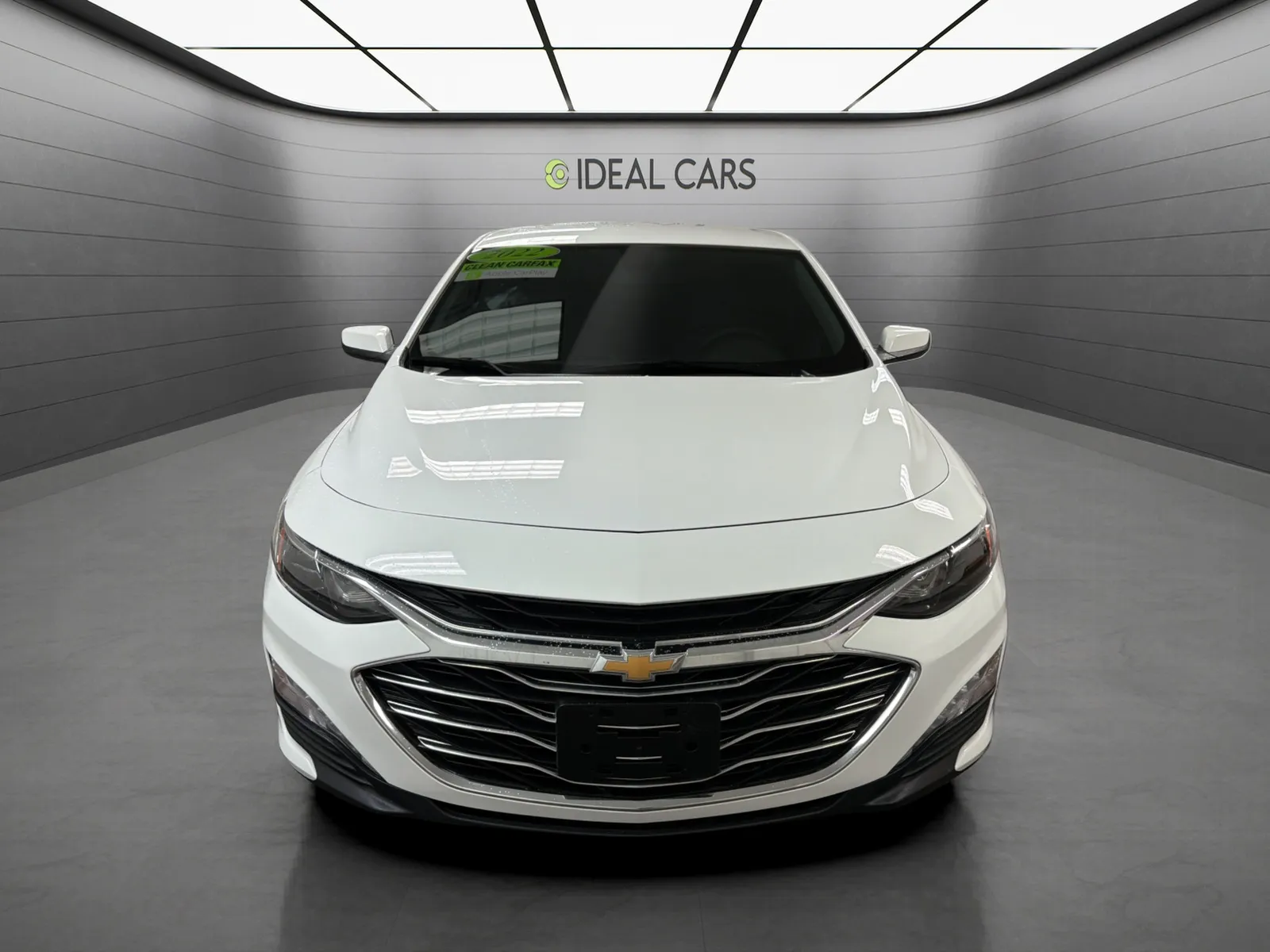 Chevrolet Malibu photo 2