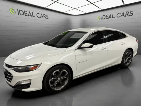 White 2022 Chevrolet Malibu LT for sale in Mesa, AZ