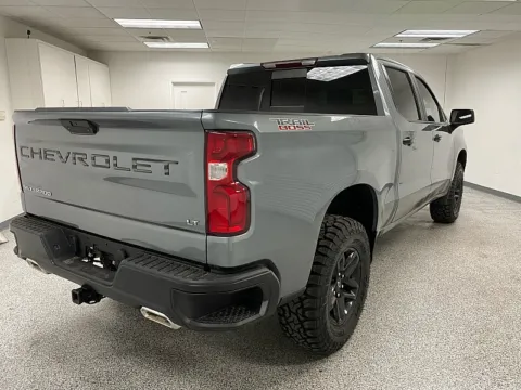 More photos of 2021 Chevrolet Silverado 1500 4WD LT Trail Boss at Ideal Cars - at Gilbert Rd, AZ