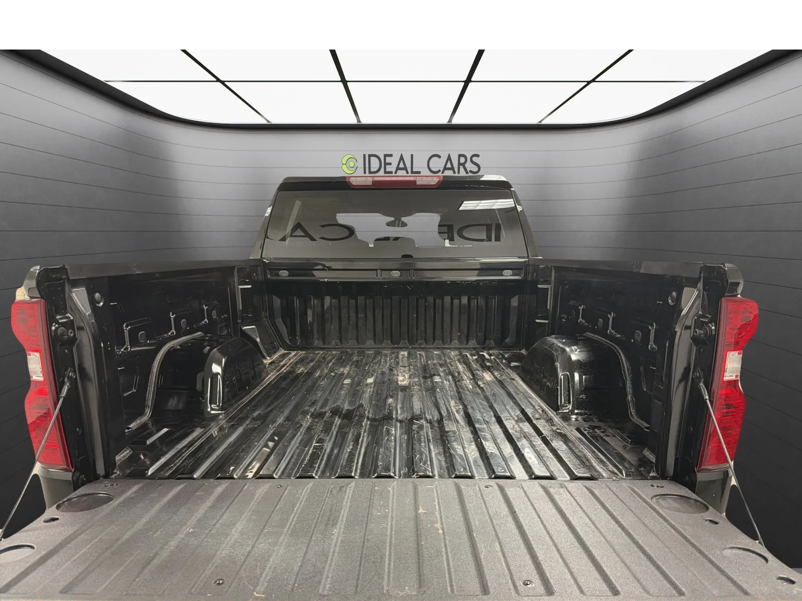 2022 Chevrolet Silverado 1500 Limited LT - Photo 18