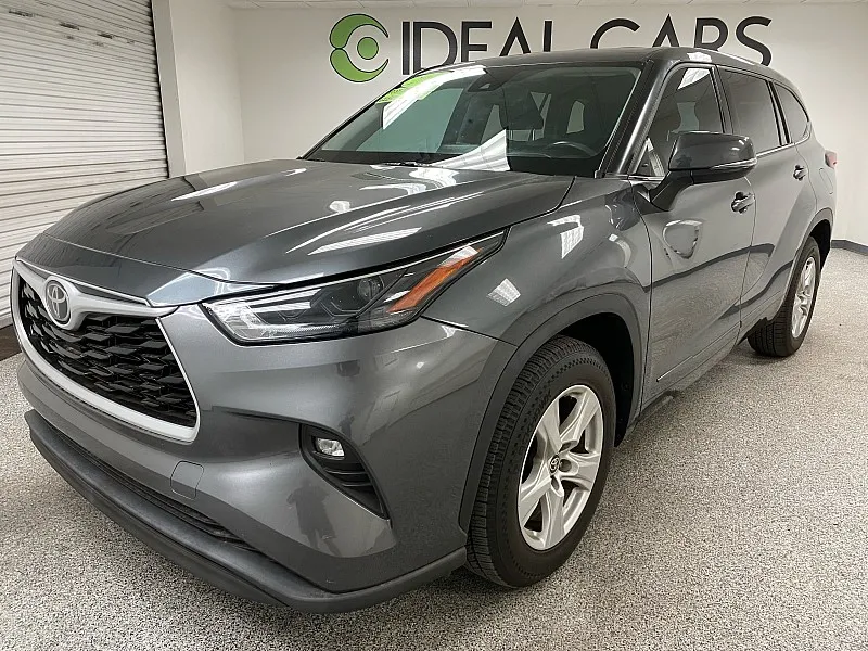 2022 Toyota Highlander LE for sale in Mesa, AZ