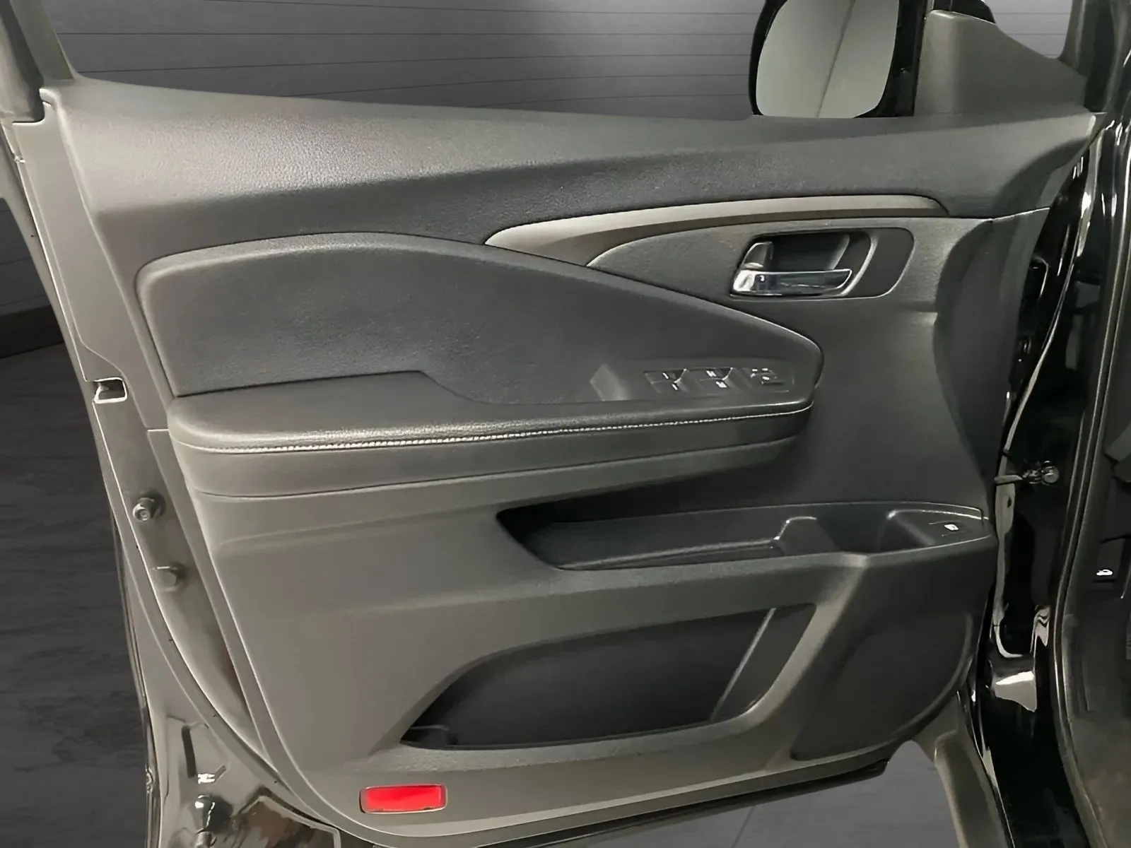2019 Honda Ridgeline Sport - Photo 11