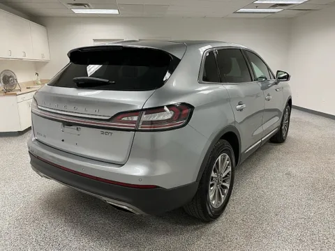 More photos of 2020 Lincoln Nautilus Reserve at Ideal Cars - at Broadway Rd., AZ
