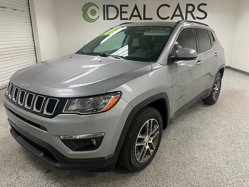 Silver 2019 Jeep Compass Latitude for sale in Mesa, AZ