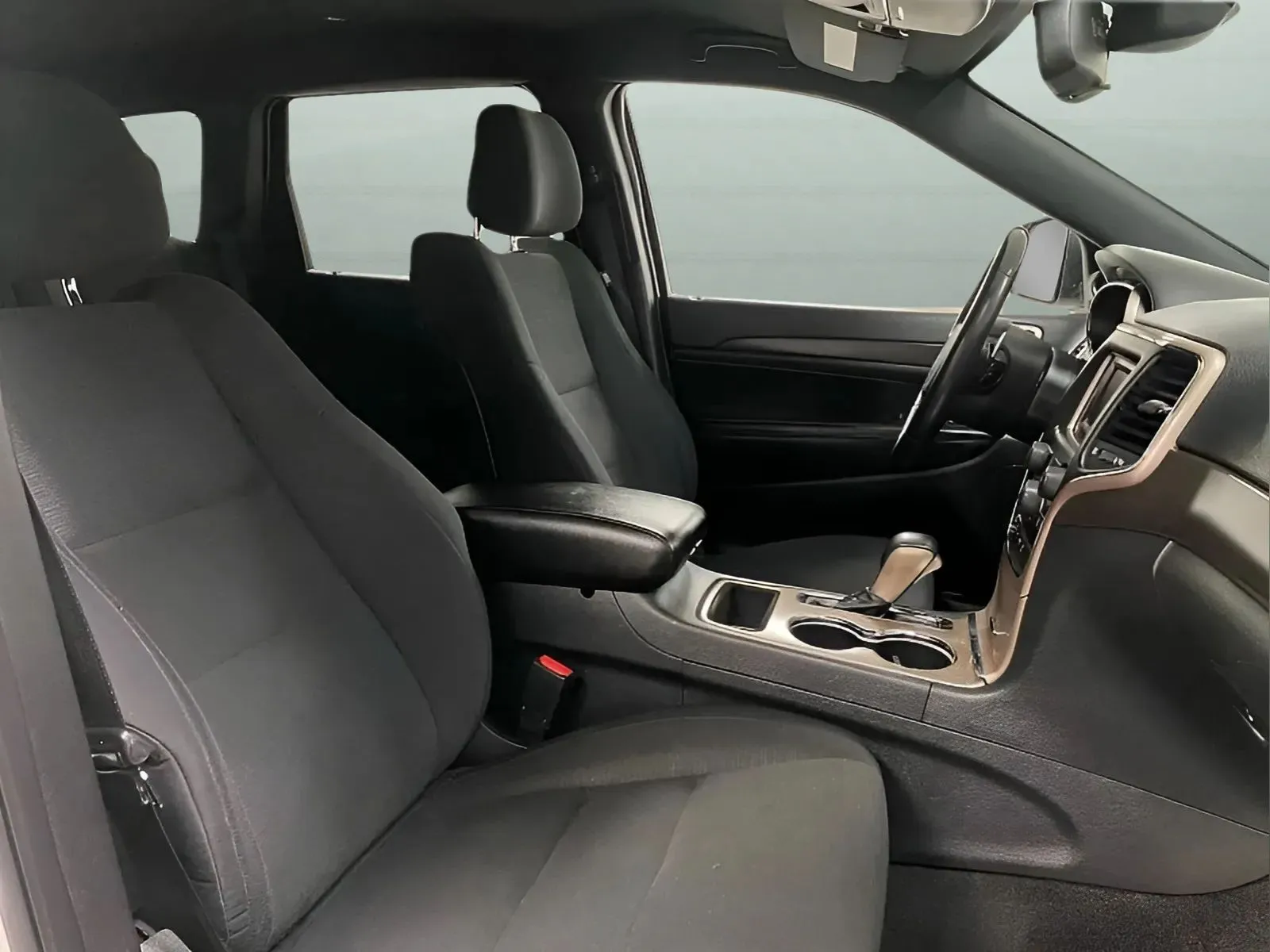 2016 Jeep Grand Cherokee Laredo E - Photo 14