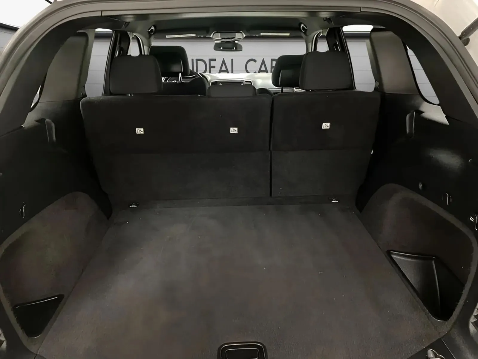2016 Jeep Grand Cherokee Laredo E - Photo 12